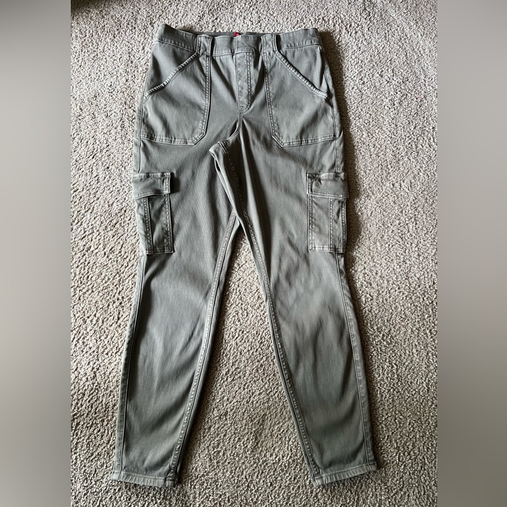 Spanx Stretch Twill Ankle Cargo Pull On Slimming Pants Sz XL in Army Green - Picture 7 of 16
